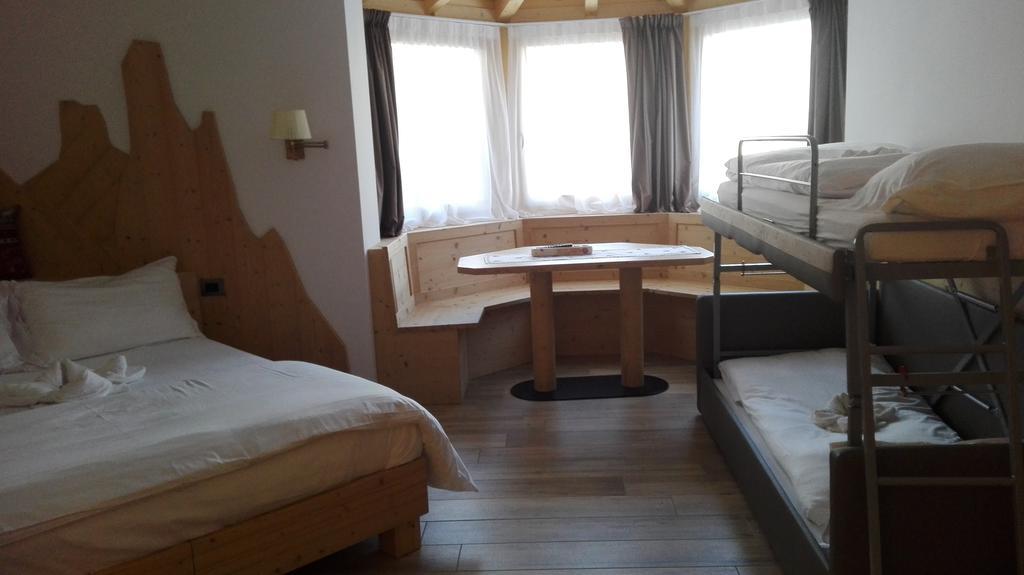 B&B Augusto Madonna Extérieur photo